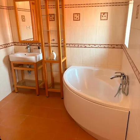 Sakura-spa Jesenice Daire Rakovník